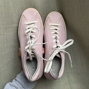 Rothys Lace Up in Lilac size 8